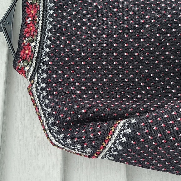 DALE OF NORWAY CLASSIC WOOL SWEATER LARGE SIZE - Picture 16 of 17